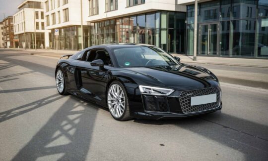 Audi R8 V10plus in Darmstadt Hero