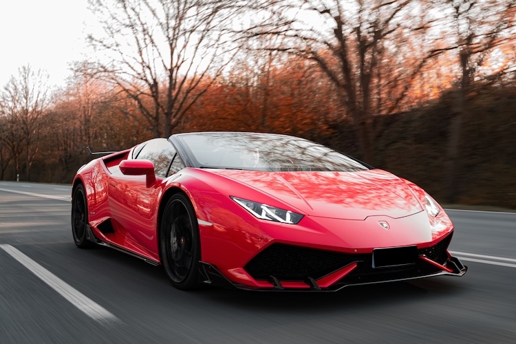Rent a Lamborghini Huracan Spyder in Paderborn