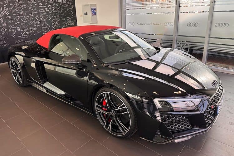 Rent an Audi R8 Spyder in Kassel