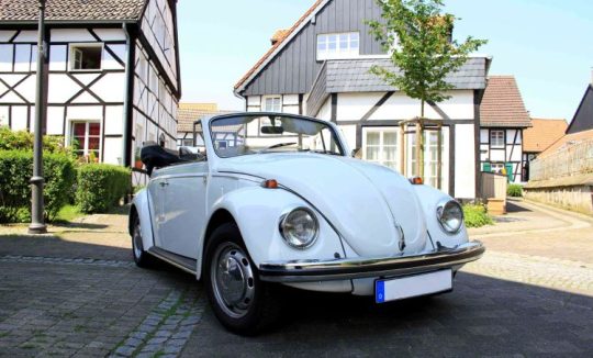 Rent a VW Käfer Cabrio 1500 in Dortmund