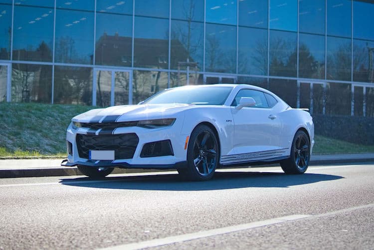 Rent a Chevrolet Camaro SS in Dortmund