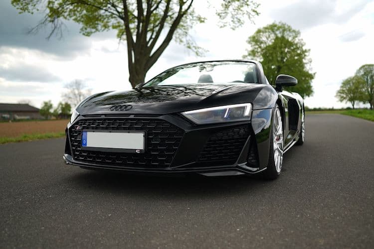 Rent an Audi R8 Performance Spyder in Frankfurt