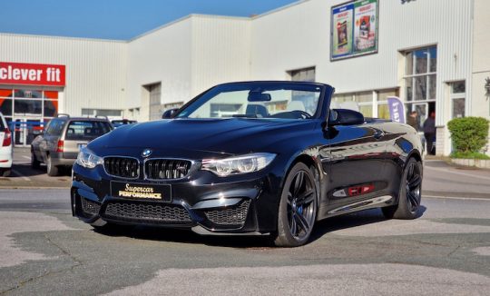 Rent a BMW M4 Cabrio in Düsseldorf