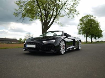 Rent an Audi R8 Performance Spyder in Frankfurt