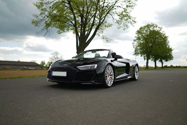 Rent an Audi R8 Performance Spyder in Frankfurt