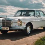 Rent a Mercedes-Benz 280 SE in Munich