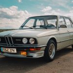 Rent a BMW 525 E12 Oldtimer in Munich