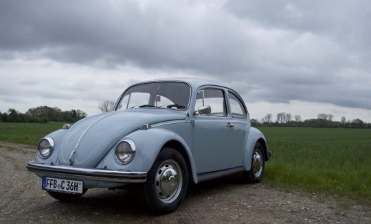 Rent a VW Käfer 1200 Limousine Oldtimer in Munich