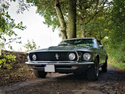 Rent a Ford Mustang Oldtimer 1969 in Dortmund