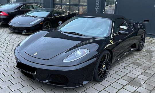 Rent a Ferrari F430 Spider in Munich