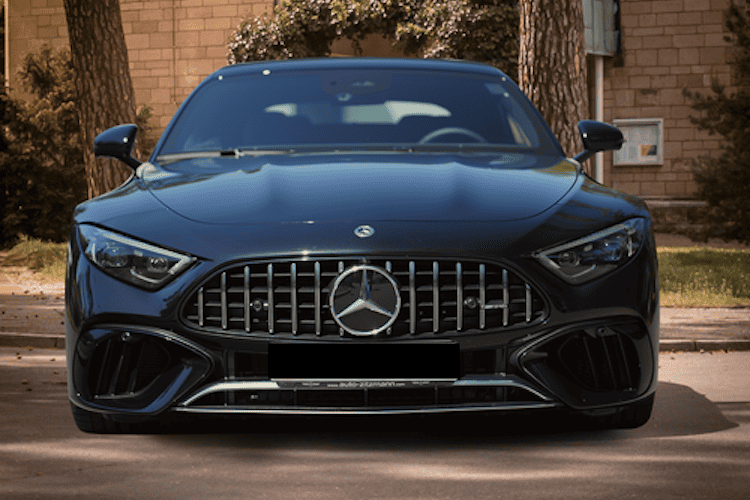 Rent a Mercedes SL 63 AMG in Berlin