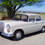 Rent a Mercedes-Benz 200 tail fin classic car in Munich