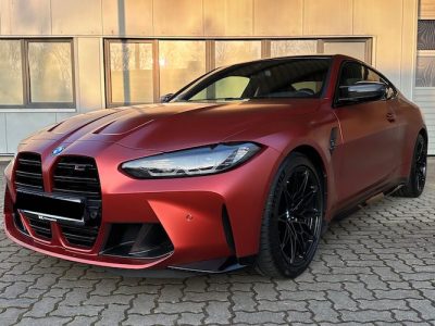Rent a BMW M4 Competition in Hamburg