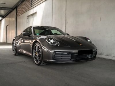 Rent a Porsche 911 Carrera S in Frankfurt