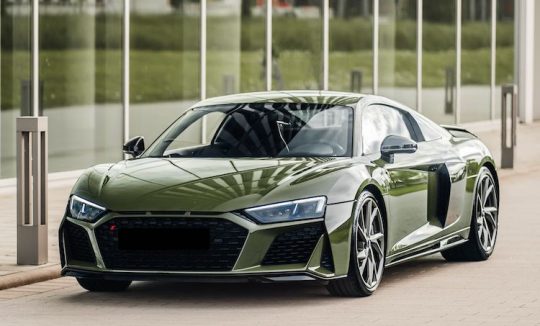 Rent an Audi R8 V10 Performance in Stuttgart