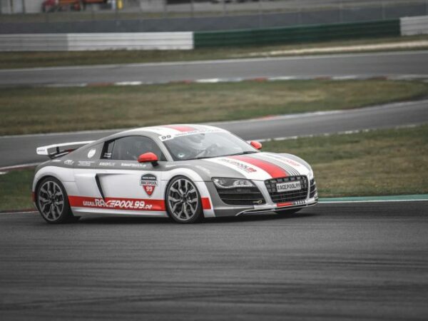 Audi R8 race track training voucher
