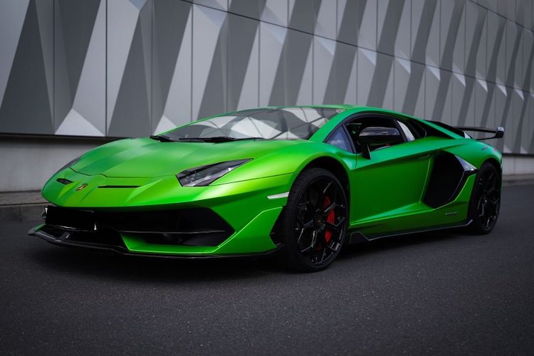 Rent a Lamborghini Aventador SVJ in Berlin