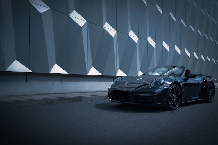 Rent a Porsche 911 Turbo S Convertible in Berin