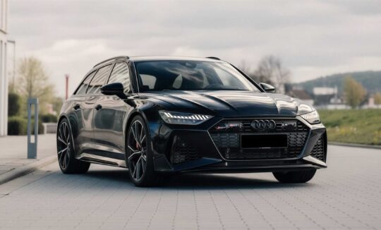 Rent an Audi RS6 C8 in Stuttgart Hero