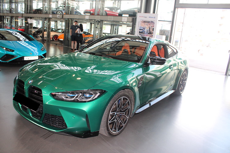 Rent a BMW M4 Competition in Cologne