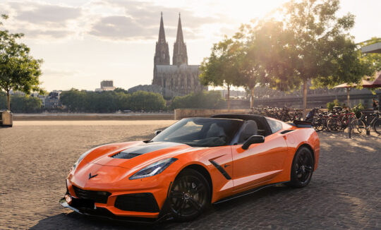 Rent a Corvette C7 ZR1 Optic in Cologne