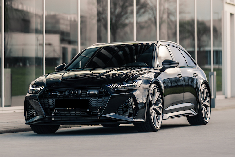 Rent an Audi RS6 C8 in Stuttgart