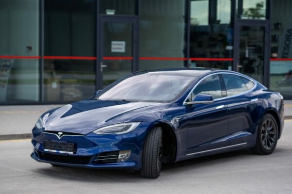 Tesla Model S / X rental voucher