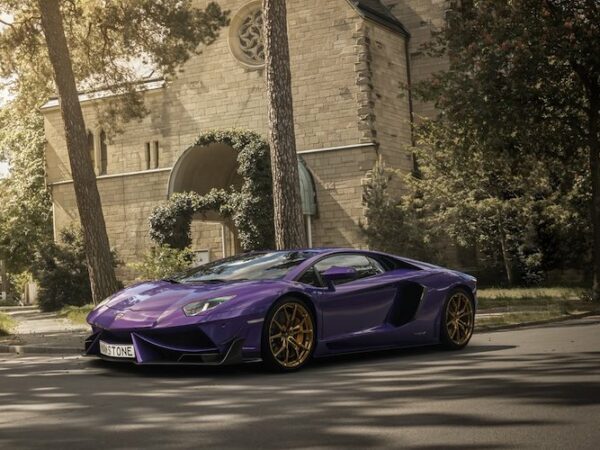 Lamborghini Aventador rental voucher