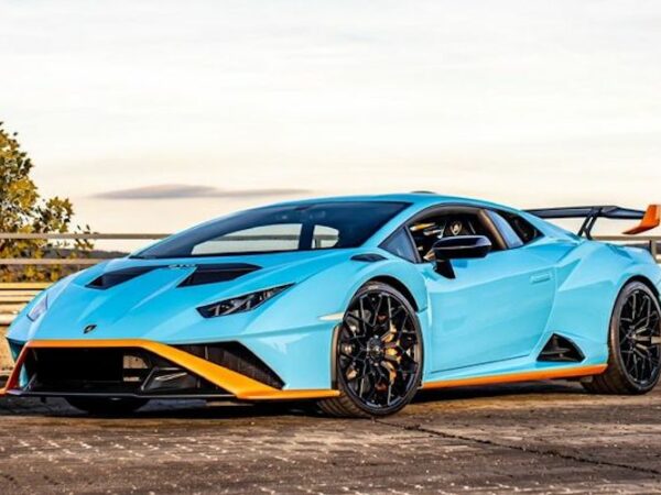 Lamborghini Huracan rental voucher