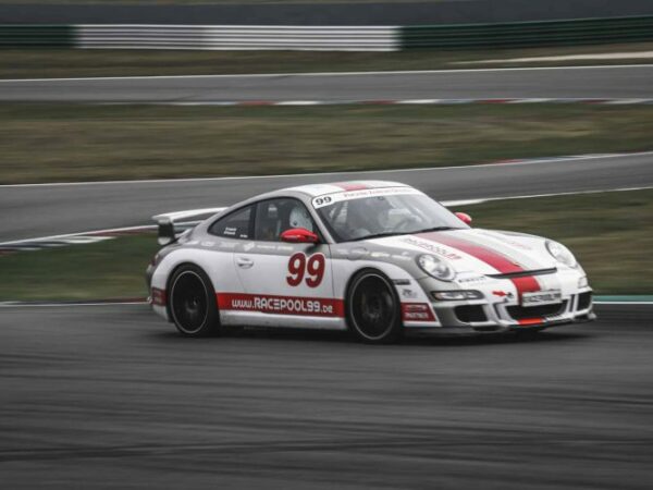 Porsche 911 GT3 racetrack training voucher