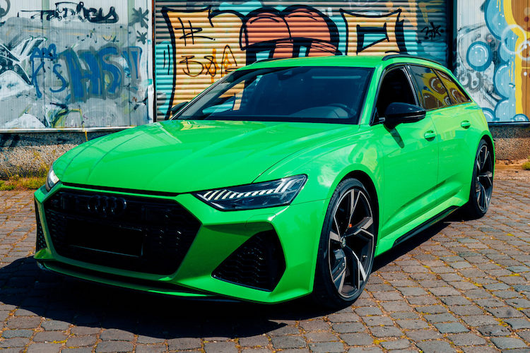 Rent an Audi RS6 in Bonn