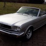 Rent a Ford Mustang Oldtimer Convertible in Hannover