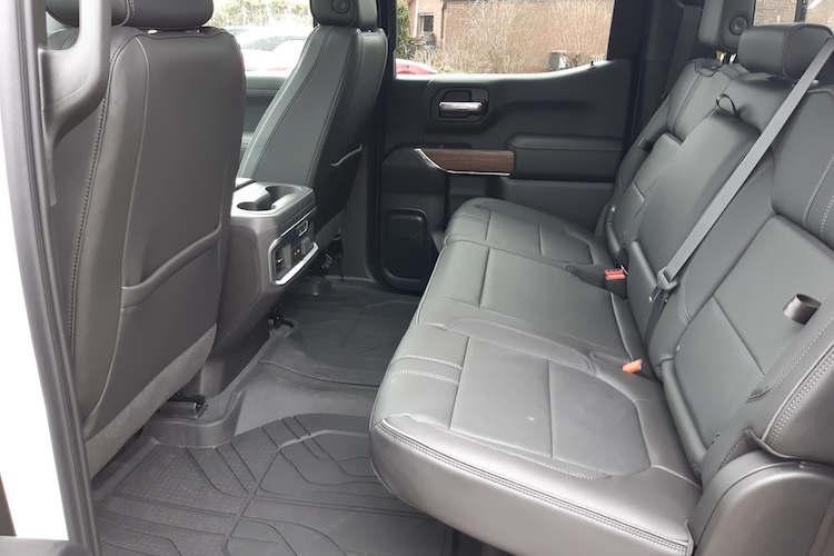 back seats from Chevrolet Silverado 1500 in Hannover