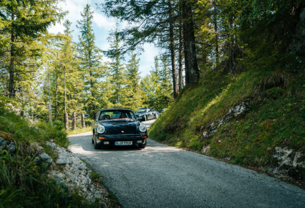 Sportscar tour German Alpine Road 2.0 - Porsche 911 Tour of Legends