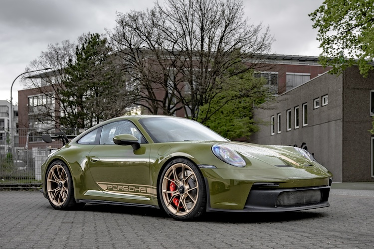 front view from Porsche 911 GT3 in Hamburg