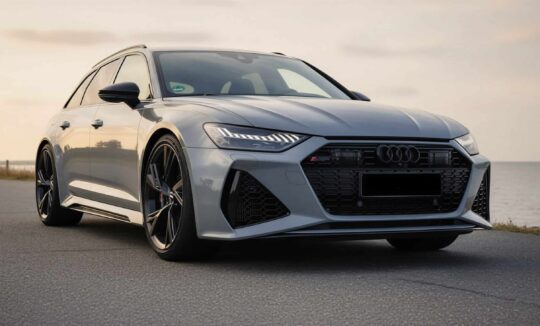 Audi RS6 in Greifswald Hero