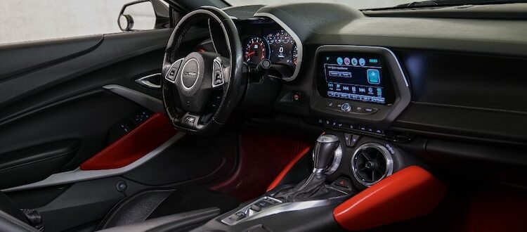 Interieur from Chevrolet Camaro SS V8 Zl1 Look in Düsseldorf