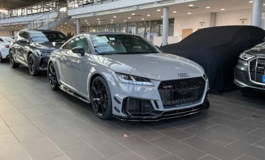 Rent an Audi TT RS in Kassel