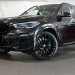 Rent a BMW X5 M50d in Würzburg