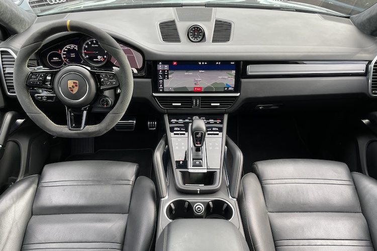 Interieur from Porsche Cayenne Turbo in Freiburg