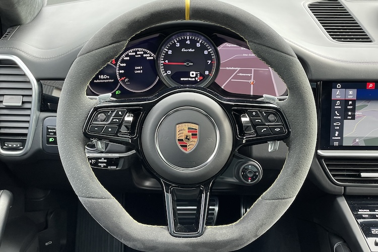 interieur from Porsche Cayenne Turbo in Freiburg