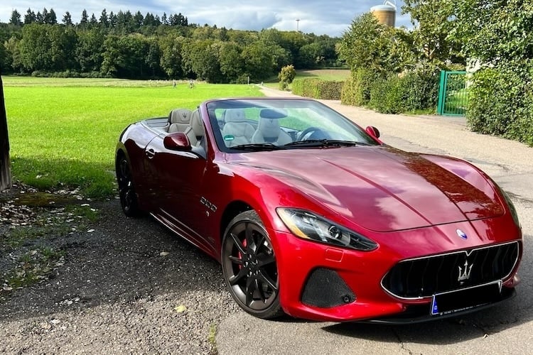 Front form Maserati Gran Cabrio Sport in Stuttgart