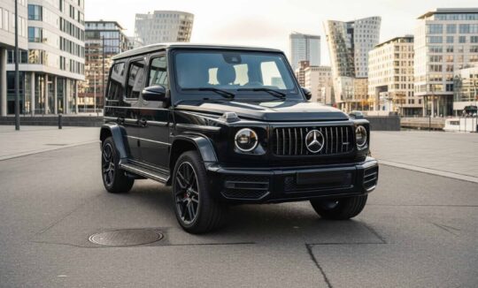 Rent a Mercedes G63 AMG hero