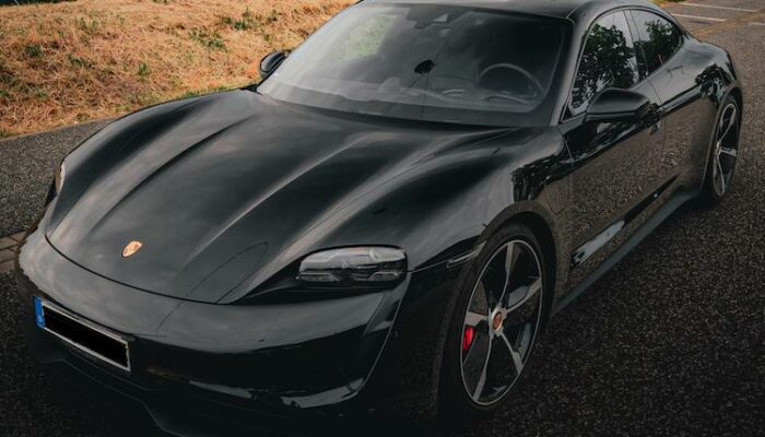 Porsche Taycan 4S for long-term rental