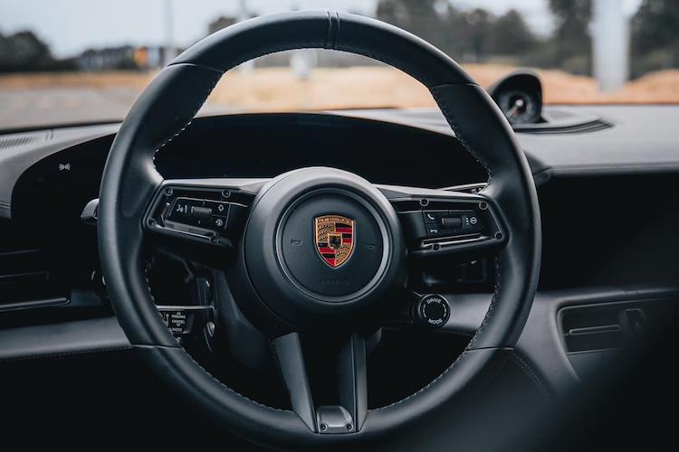 Interieur from Porsche Taycan 4S for long-term rental