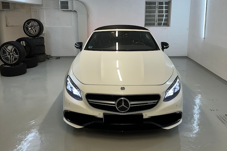 Front from Mercedes S500 Convertible in Munich