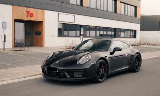 Rent a Porsche 911 Carrera GTS in Ingolstadt