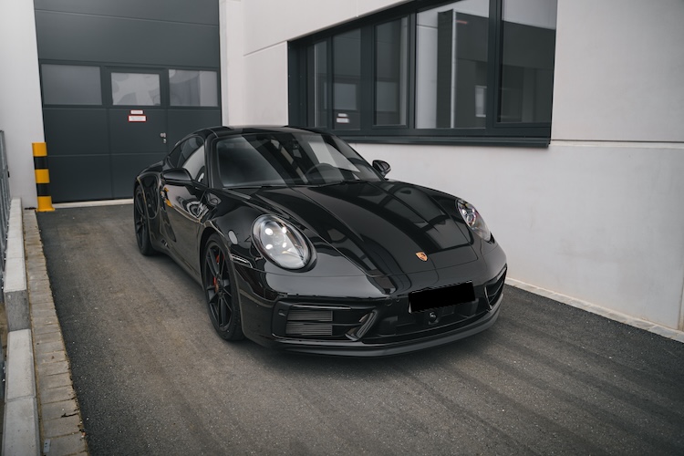 Rent a Porsche 911 Carrera GTS in Ingolstadt