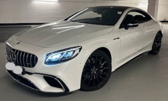 Front side of Rent a Mercedes S500 S63 AMG in Dortmund