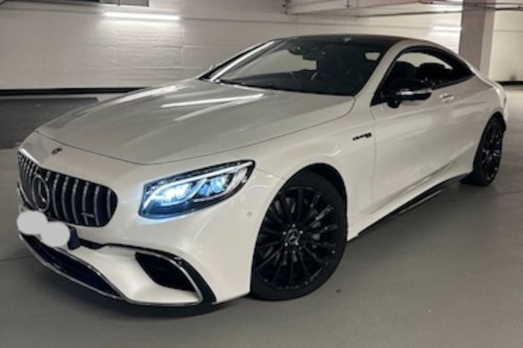 Front side of Rent a Mercedes S500 S63 AMG in Dortmund